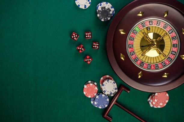 sipp77 platform mobile and desktop interface showing live casino, slots, and sports betting options